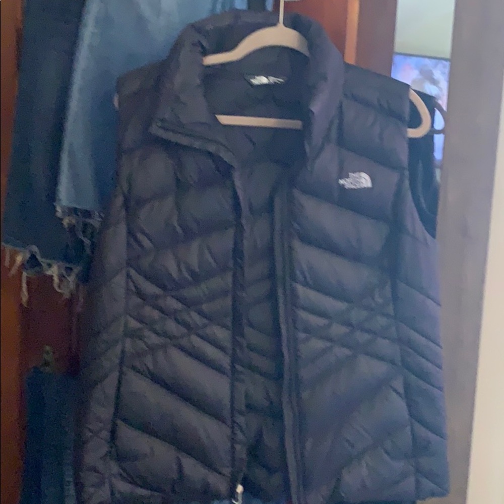 North face puffer vest